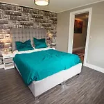 Luxury Estate With Pool & *