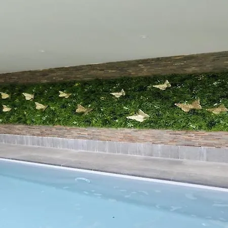 Holiday home Luxurious Castle With Hot Tub In The Belgian Jamoigne