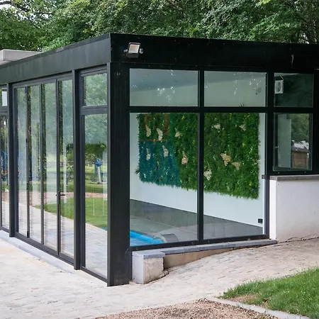 펜션 Luxury Estate With Pool & *