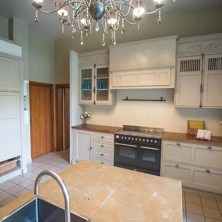 펜션 Luxury Estate With Pool & *