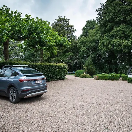 Luxury Estate With Pool & *