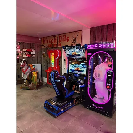 Luxury Estate With Pool & Дом отдыха Jamoigne