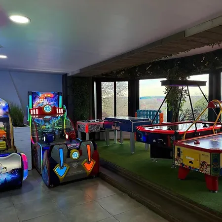 Luxury Estate With Pool &