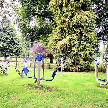 Дом отдыха Luxury Estate With Pool &